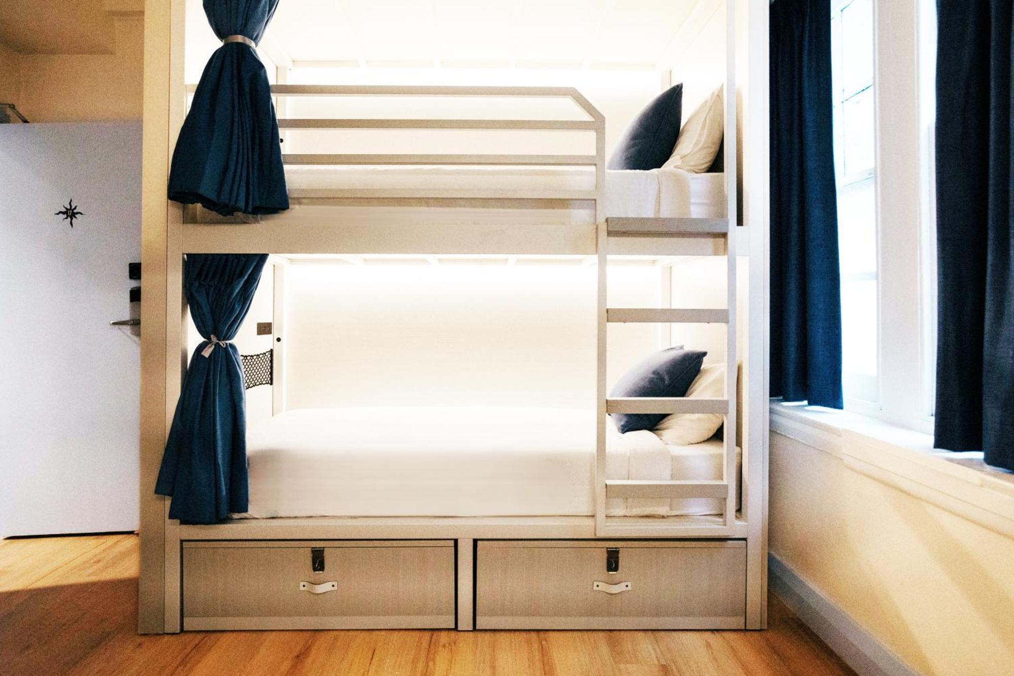 Little Drifter Bondi Hostel ซิดนีย์ ภายนอก รูปภาพ
