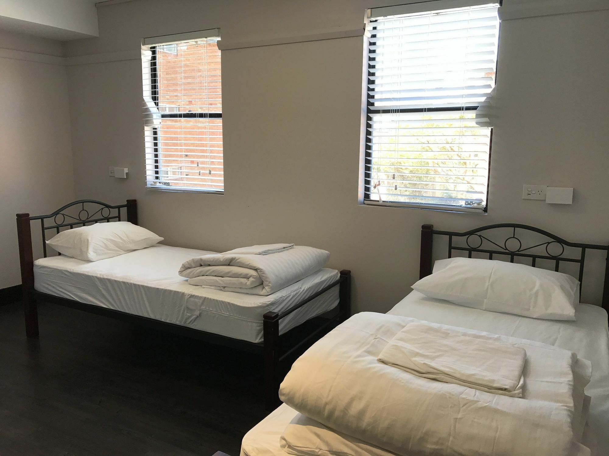 Little Drifter Bondi Hostel ซิดนีย์ ภายนอก รูปภาพ